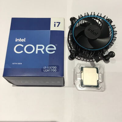 【松山環状枝松店】中古  INTEL Core i7 13700 (1700/2.1G/30M/C16/T24) 154210 