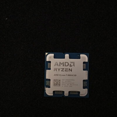 【大須店】中古  AMD Ryzen 7 9800X3D (AM5/4.7/104M/C8/T16/120W) 172566 