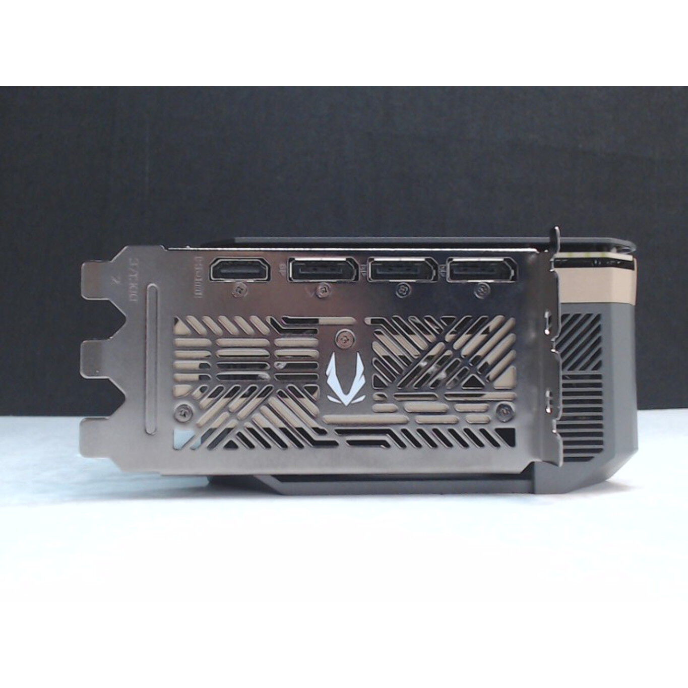 中古 ZOTAC ZT-B50710J-10P (RTX5070Ti SOLID OC 16GB) 4540001844