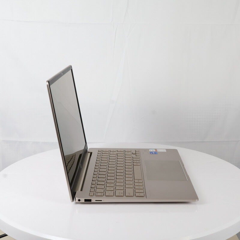 中古 HP Pavilion Plus Laptop 14-eh0009TU (Core i7-12700H/16GB/オン