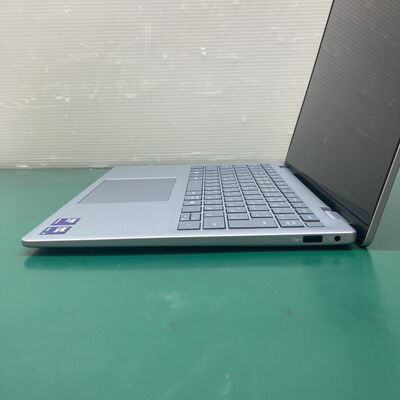 【浦添城間店(沖縄)】中古  Dell 14 Plus 2-in-1(Ultra 5 226V/16GB/SSD512GB/14.0WUXGA/WLAN/W11H) 4780001178 