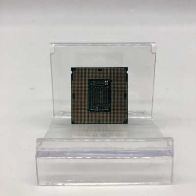 【郡山安積店】中古  INTEL Core i7 8700K (1151/3.70GHz/12M/C6/T12) 136197 