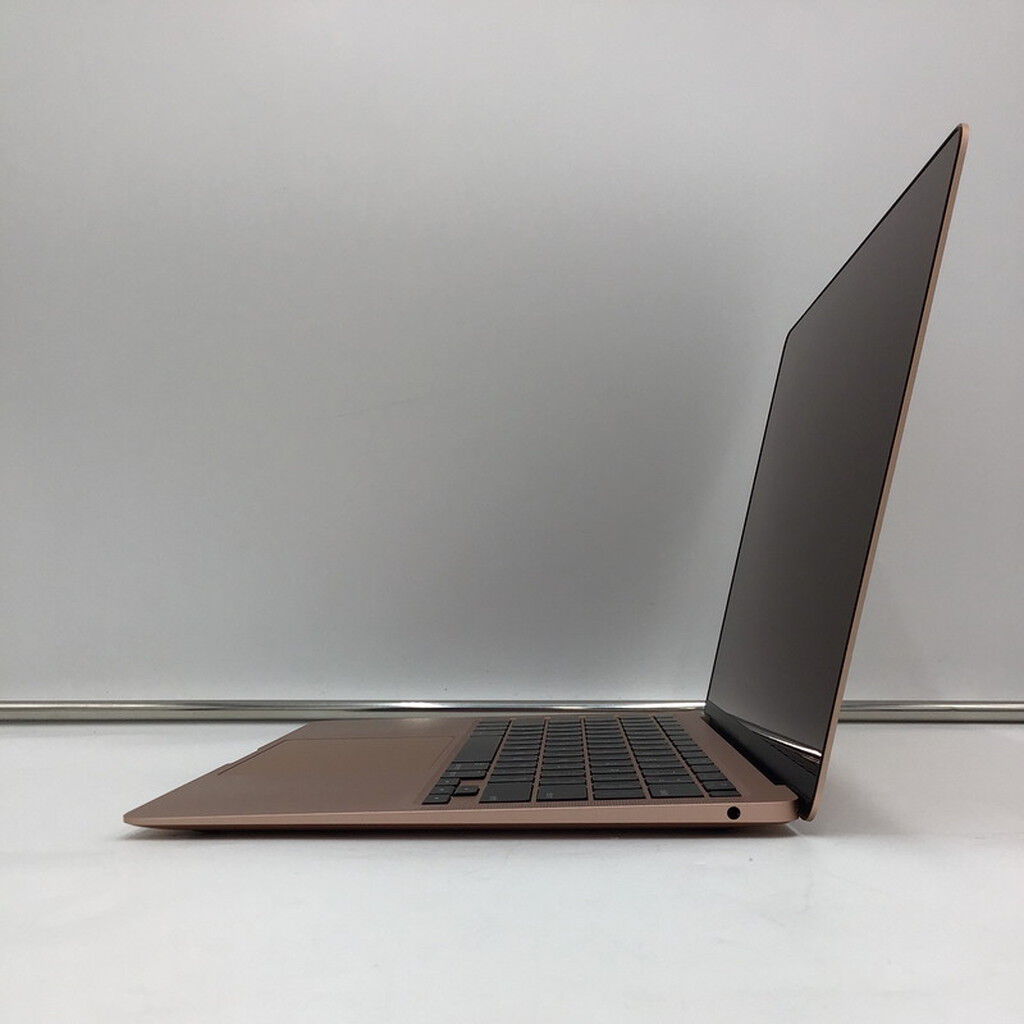 中古 Apple MacBook Air 2020 Z12B000G4 (Apple M2/16GB/SSD 512GB