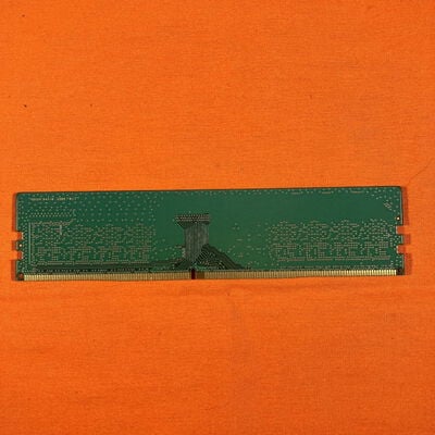 【なんば店】中古  PC4-25600 8GB デスクトップ用_ 184899 