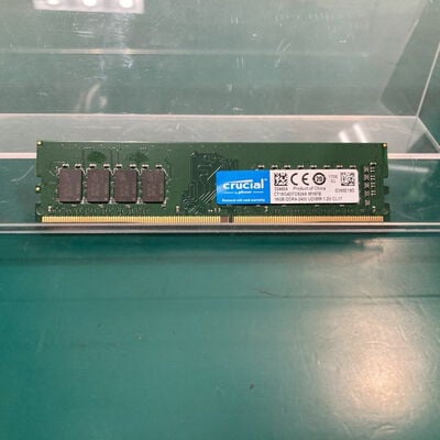 【富山本郷店】中古  PC4-19200 16GB デスクトップ用(DDR4-2400) 135639 