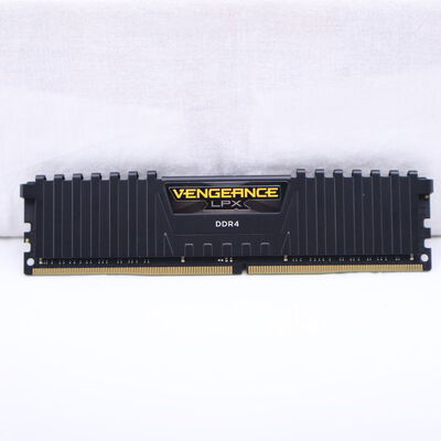 【通販センター】中古  PC4-25600 16GB デスクトップ用(DDR4-3200) 140728 