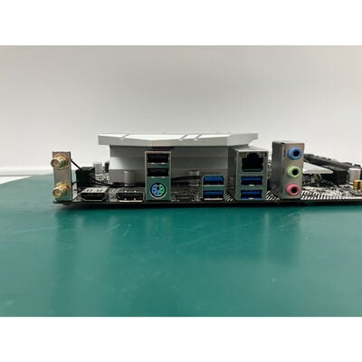 【秋葉原本店】中古  ASRock B550M WiFi (B550 AM4 mATX DDR4) 3410012417 