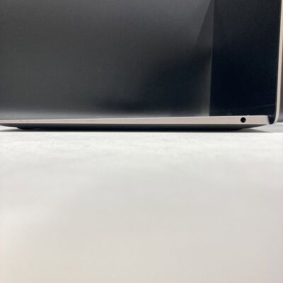 【熊本浜線店】中古  Apple MacBook Air 13.3インチ (i5 1.6GHz/8GB/128GB) シルバー Touch ID True Tone搭載モデル MVFK2J/A (Mid 2019) 4640002721 