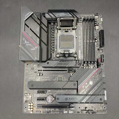 【熊本浜線店】中古  ASUS ROG STRIX B650E-F GAMING WIFI(B650E AM5 ATX DDR5) 167324 