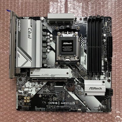 【宮崎恒久店】中古  ASRock A620M Pro RS (A620 AM5 mATX DDR5) 5160000547 