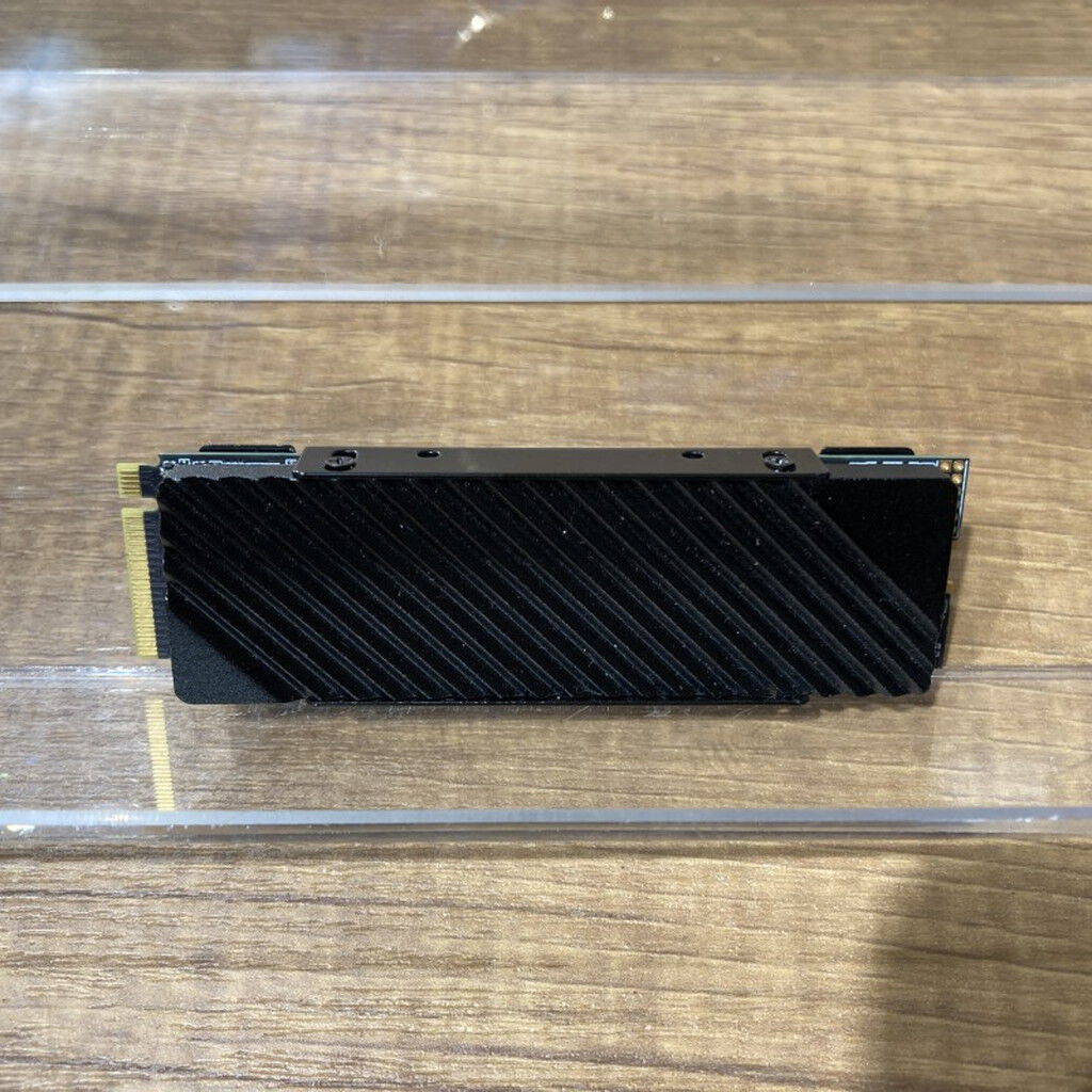 中古 Hanye HE70-4TBNHSI(M.2 NVMe Gen4 2280) 4760001449 （376992