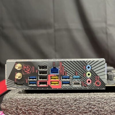 【静岡東瀬名店】中古  ASRock B650 PG Lightning WiFi (B650 AM5 ATX DDR5) 168304 