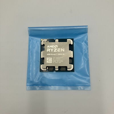 【鹿児島店】中古  AMD Ryzen 7 7800X3D (AM5/4.2/104M/C8/T16/120W) 157139 