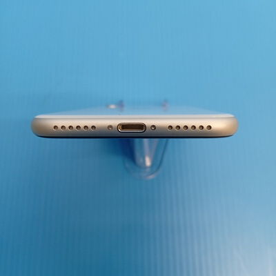 【大須店】中古  【au】Apple iPhoneSE 4.7インチ (第2世代/2020) 64GB (ホワイト) MHGQ3J/A 新パッケージ版 146172 