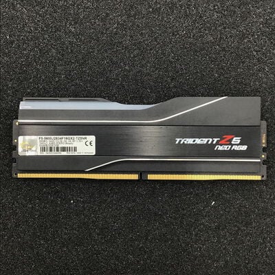 【白山FM松任店】中古  PC5-44800 16GB デスクトップ用(DDR5-5600) 149153 