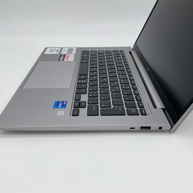中古 HP Z Book Firefry 14inch G10(Intel Core i7 1355U/16GB