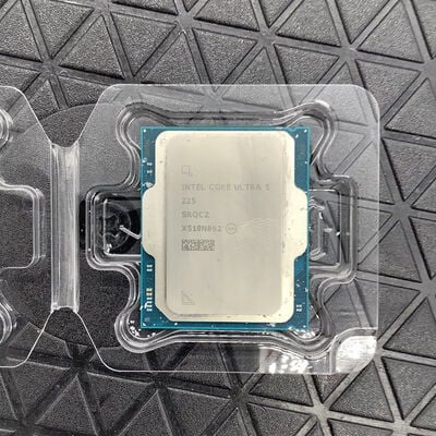 【堺七道店】中古  INTEL Core Ultra 5 225 (1851/3.3G/20M/C10/T10) 175014 