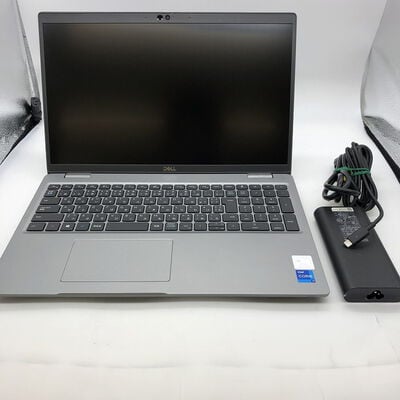 【宇都宮鶴田店】中古  DELL Latitude 5520 (Intel Core i7 1185G7 3.00GHz/16GB/SSD256GB/-/GeForce MX450/15.6/1920x1080/GbE/Wi-Fi/WEBCAM/W11H) 193801 