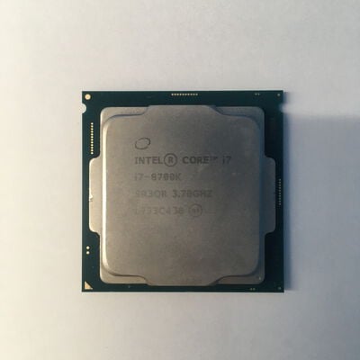 【博多店】中古  INTEL Core i7 8700K (1151/3.70GHz/12M/C6/T12) 136197 