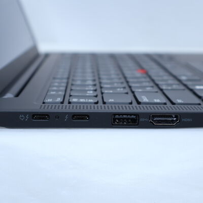 【通販センター】中古  Lenovo ThinkPad X1 carbon Gen9 (Core i5-1135G7/16GB/オンボード) 202821 