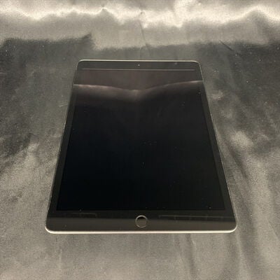 【横浜駅前店】中古  Apple iPad 10.2インチ（第9世代/2021）Wi-Fi 64GB スペースグレイ MK2K3J/A 147567 