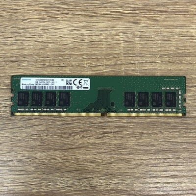 【津ラッツ店】中古  PC4-19200 8GB デスクトップ用_ 184886 