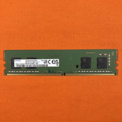 【なんば店】中古  PC4-25600 8GB デスクトップ用_ 184899 