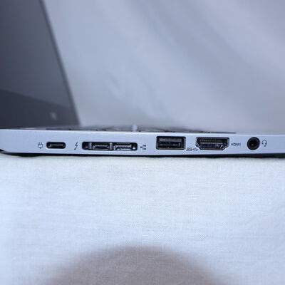 【通販センター】中古  【ジャンク品/保証無/返品質問不可】NEC VersaPro タイプVB　PC-VKM17BZC3 (Core i5 8350U/8GB/SSD256GB/-/オンボード/12.5ｲﾝﾁ/1366x768/Wi-Fi/WEBCAM/-) 176661 