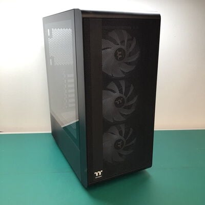 【津ラッツ店】中古  Thermaltake CA-1X2-00M1WN-00(S200 TG ATX BK) 4990000875 