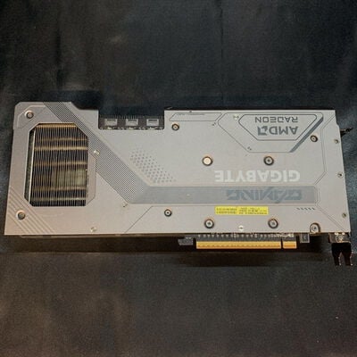 【横浜駅前店】中古  GIGABYTE GV-R9070XTGAMING OC-16GD (RX9070XT 16G) 176942 