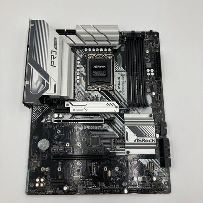 【なんば店】中古  ASRock Z790 Pro RS/D4 (Z790 1700 ATX DDR4) 152757 