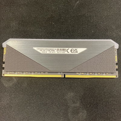【大宮店】中古  PC4-25600 16GB デスクトップ用(DDR4-3200) 140728 