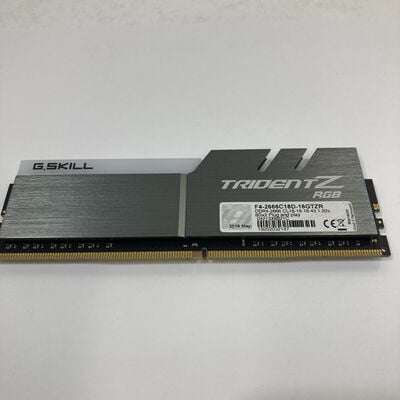 【神戸・三宮店】中古  PC4-21300 8GB デスクトップ用(DDR4-2666) 126165 