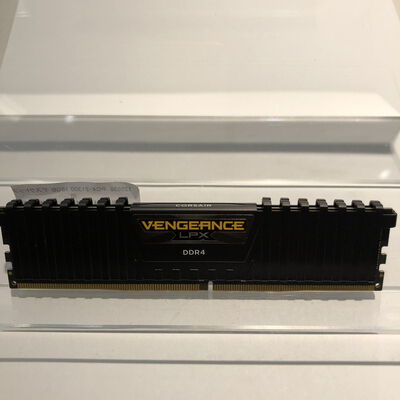 【姫路店】中古  PC4-21300 16GB デスクトップ用 135638 