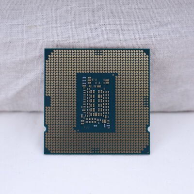【通販センター】中古  INTEL Core i3 10105 (1200/3.7G/6M/C4/T8) 145174 