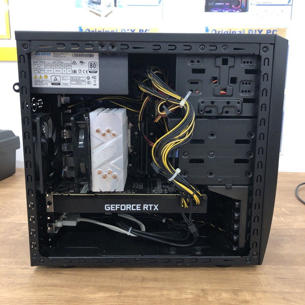 中古 THIRDWAVE GALLERIA (Intel Core i7 8700 3.20GHz/16GB/SSD1TB