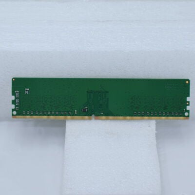 【通販センター】中古  PC4-21300 8GB デスクトップ用(DDR4-2666) 126165 