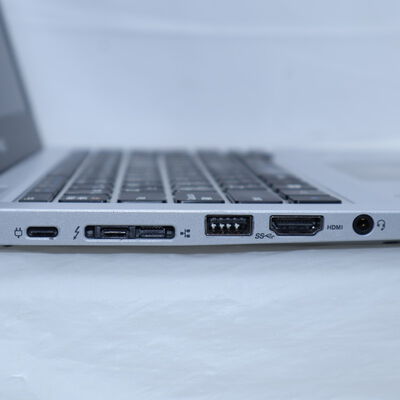 【通販センター】中古  【ジャンク品/保証無/返品質問不可】NEC PC-VKM17BZG4 (Intel Core i5 8350U 1.70GHz/8GB/SSD256GB/なし/オンボード/12.5/1366x768/Wi-Fi/WEBCAM/OSなし) 184422 
