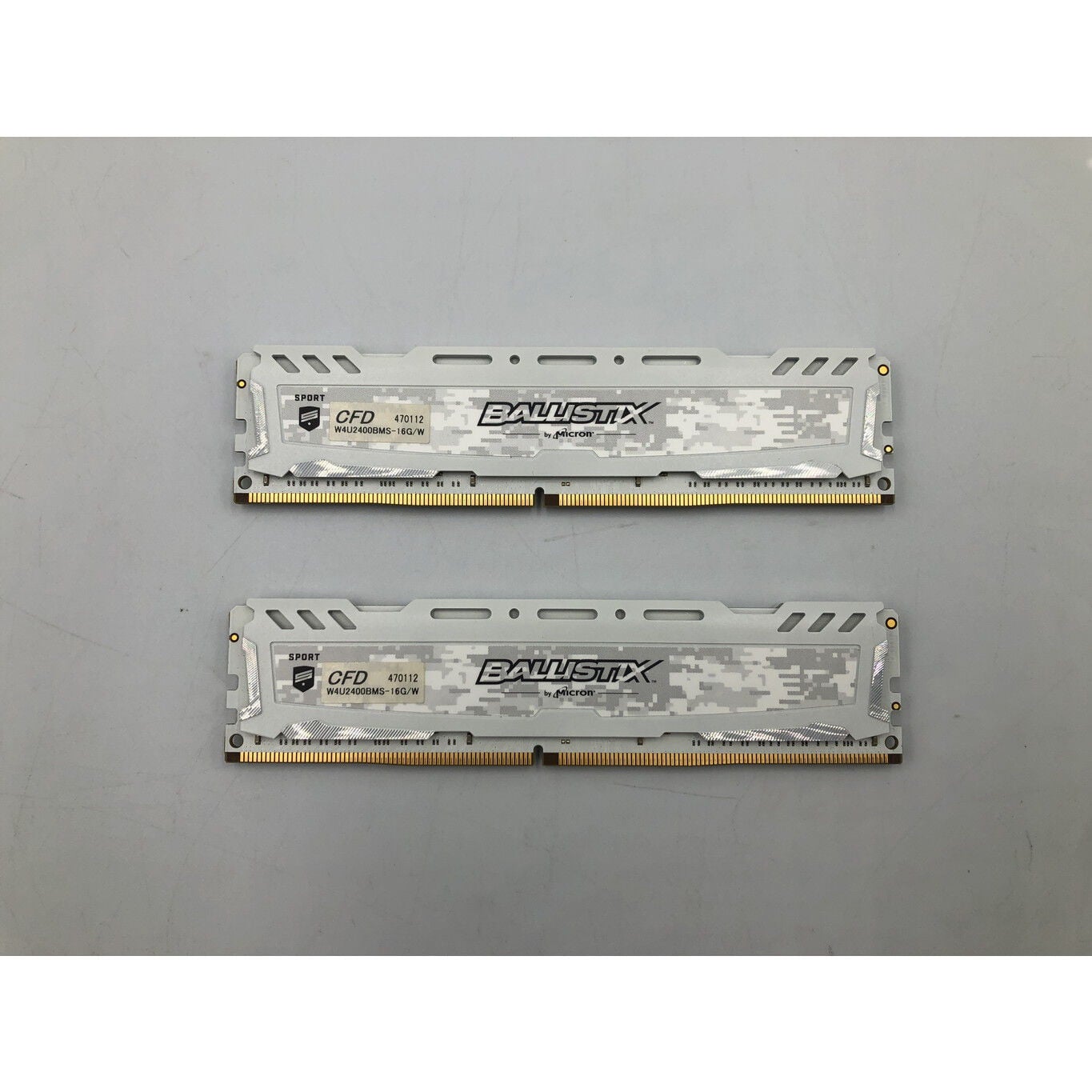 BALLISTIX Q4U2400BMS-16G/W 4枚 中古 CFD Selection W4U2400BMS-16G（DDR4 PC4-19200 16GB 2枚組
