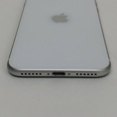 【津ラッツ店】中古  Apple iPhoneSE 4.7インチ (第2世代/2020) 64GB (ホワイト) 国内版SIMロックフリー MHGQ3J/A 新パッケージ版 146154 