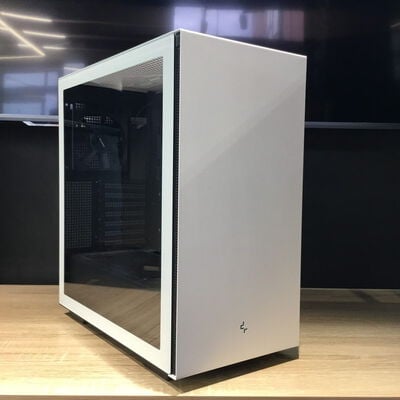 【松山環状枝松店】中古  DEEPCOOL CH510 WH(E-ATX ｶﾞﾗｽ  WH) 4560001406 