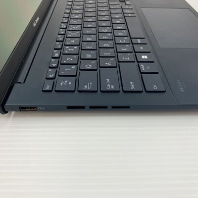 【秋葉原本店】中古  ASUS_Vivobook_UX3405M(Core_Ultra_5-125H/16GB/SSD512GB/W11H) 3410014123 