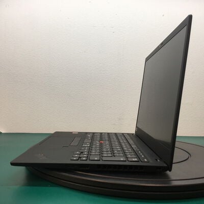 【佐賀南部バイパス店】中古  Lenovo Thinkpad X1 Carbon(i7-10610U/16GB/SSD512GB/W11P) 5250001536 