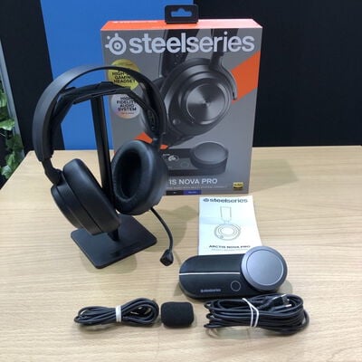 【甲府飯田店】中古  steelseries Arctis Nova Pro 4720001982 