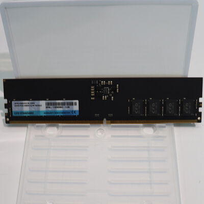 【札幌店】中古  PC5-44800 16GB デスクトップ用(DDR5-5600) 149153 