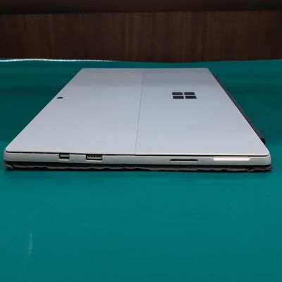 【鹿児島店】中古  Suｒfece　Ｐｒｏ6(i5-8350U/8GB/SSD128GB/W11P) 4700001126 