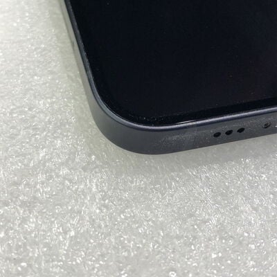 【甲府飯田店】中古  【docomo】Apple iPhone12 6.1インチ 64GB (ブラック) MGHN3J/A 143752 