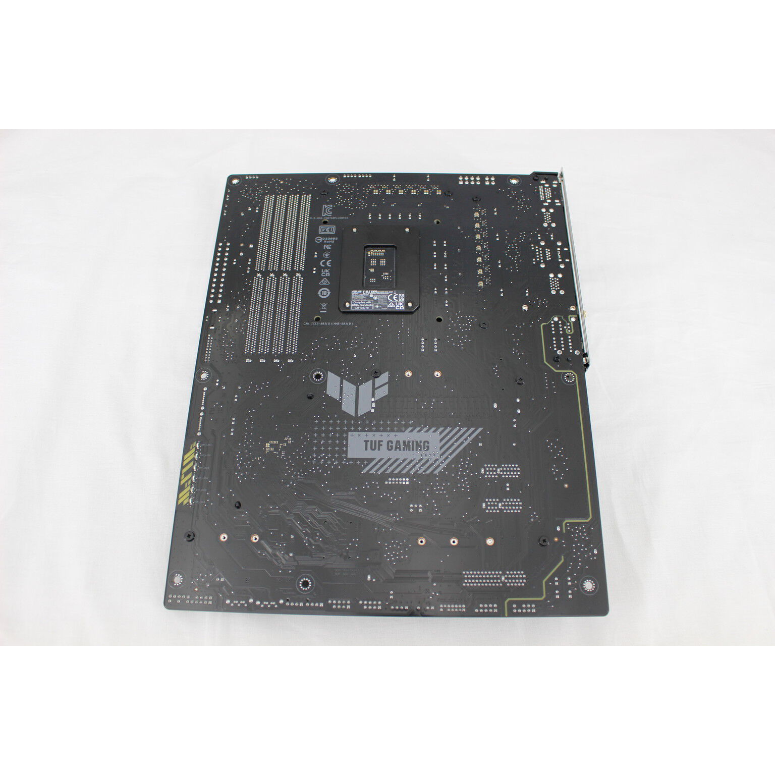 中古 _ASUS TUF GAMING B760-PLUS WIFI D4 (B760 1700 ATX DDR4