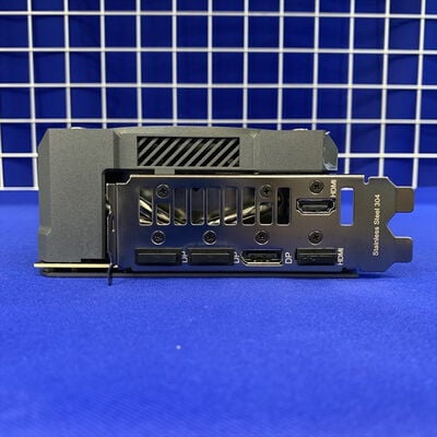 【横浜駅前店】中古  ASUS TUF-RTX5070-O12G-GAMING (RTX5070 12G) 176901 