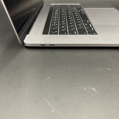 【熊本浜線店】中古  Apple MacBook Pro 15インチ (i7 2.6GHz/16GB/256GB) スペースグレイ Touch Bar搭載 MV902J/A (Mid 2019) 141240 